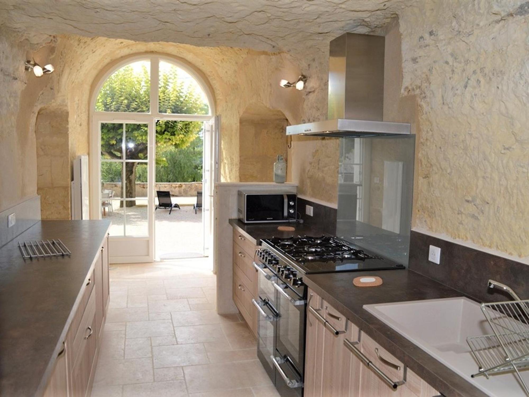 Maison Troglodyte Elegante Avec Spa, Salle De Jeux Et Jardin Clos A Vouvray - Fr-1-381-87 Dış mekan fotoğraf